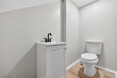 27419 Donald Drive Bay Village OH 44140