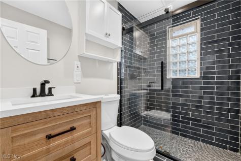 27419 Donald Drive Bay Village OH 44140