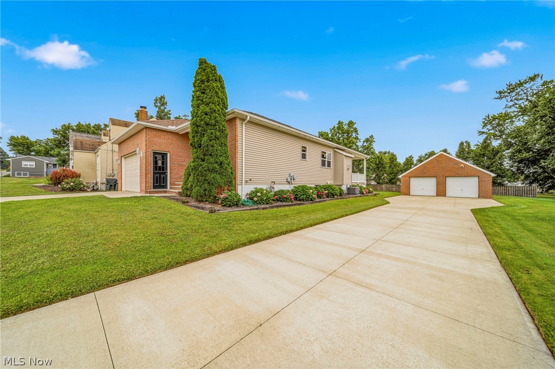 1860 Rockefeller Road Wickliffe OH 44092