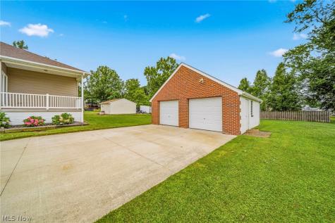 1860 Rockefeller Road Wickliffe OH 44092