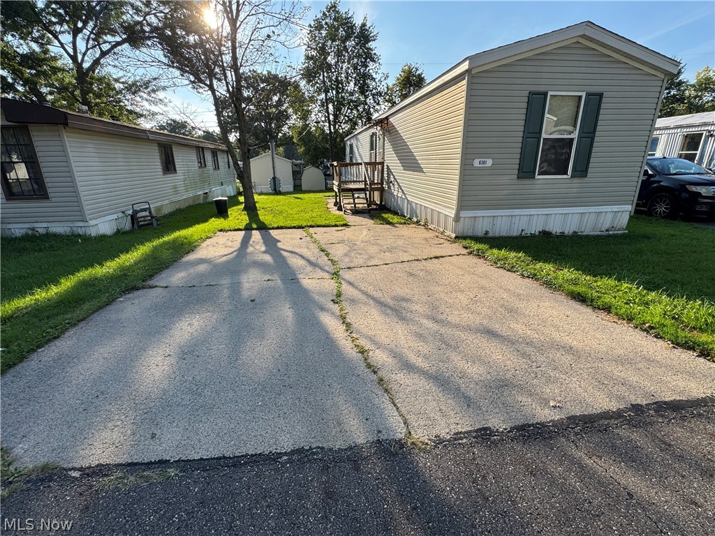 6301 Sue Lynn Drive Ravenna OH 44266