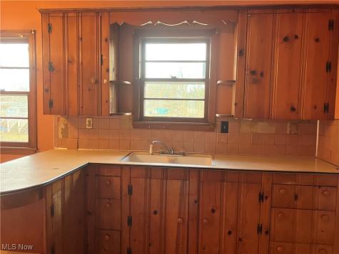 4234 Lake Road Youngstown OH 44511