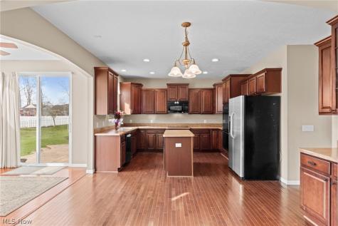 38521 Berkshire Avenue Avon OH 44011