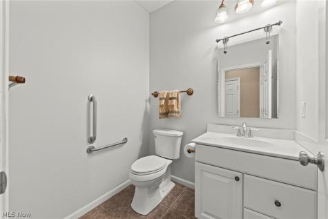38521 Berkshire Avenue Avon OH 44011