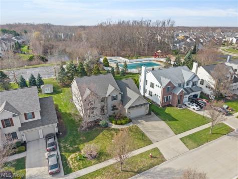 38521 Berkshire Avenue Avon OH 44011