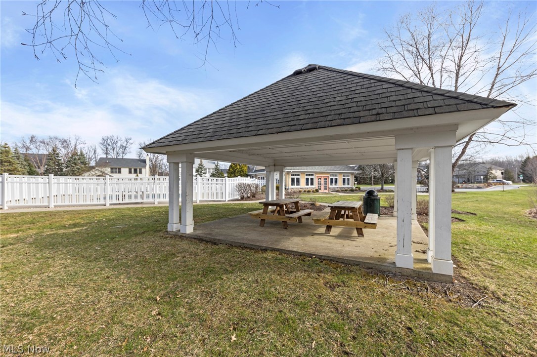 38521 Berkshire Avenue Avon OH 44011