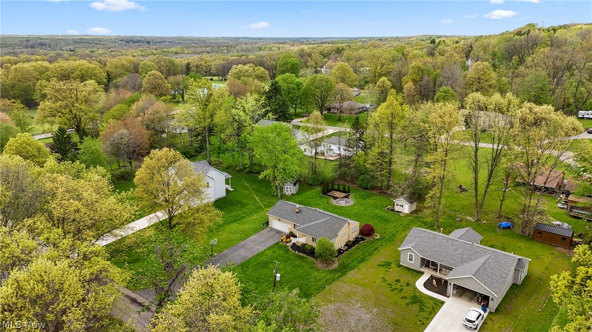 6987 White Oak Drive Hubbard OH 44425