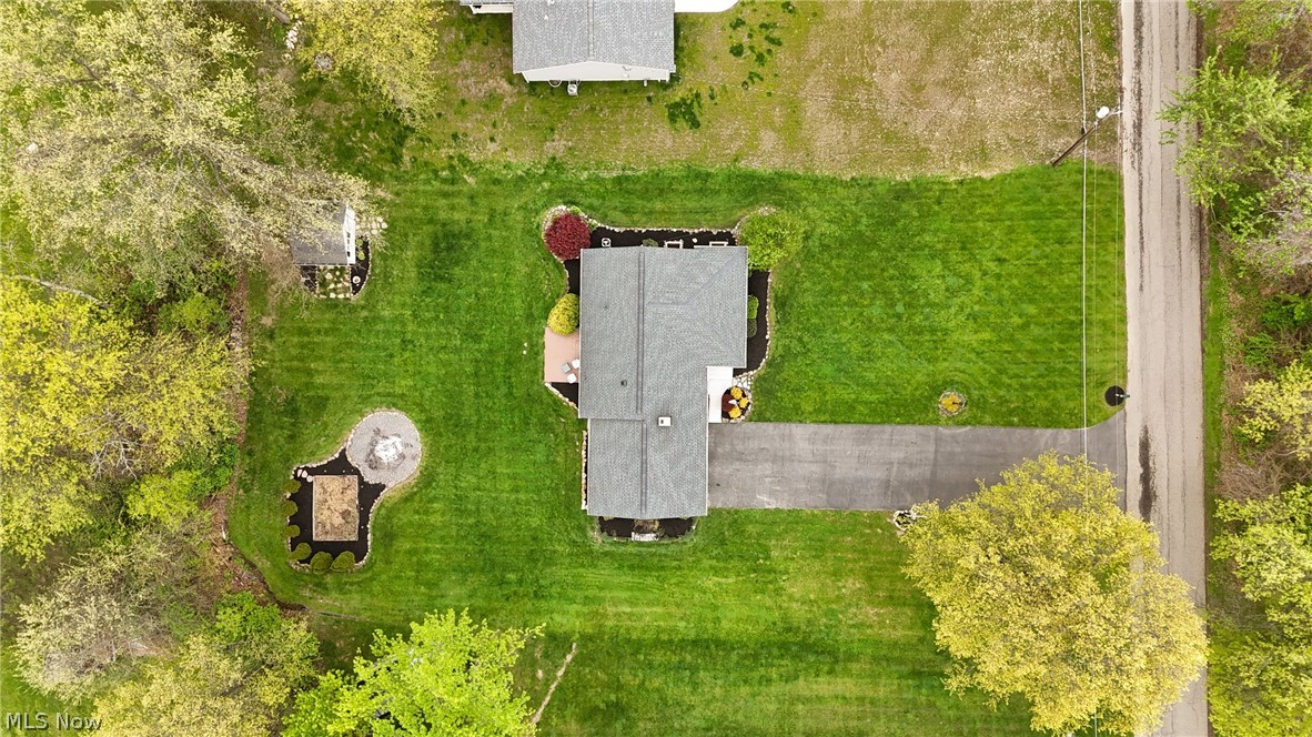 6987 White Oak Drive Hubbard OH 44425