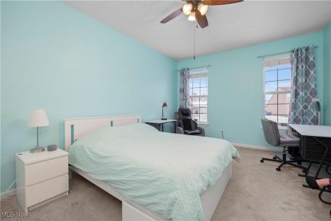 4201 Meadow Lark Drive Lorain OH 44053