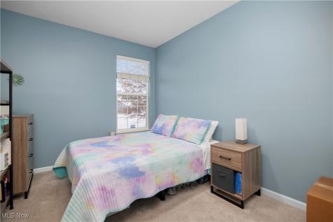 4201 Meadow Lark Drive Lorain OH 44053