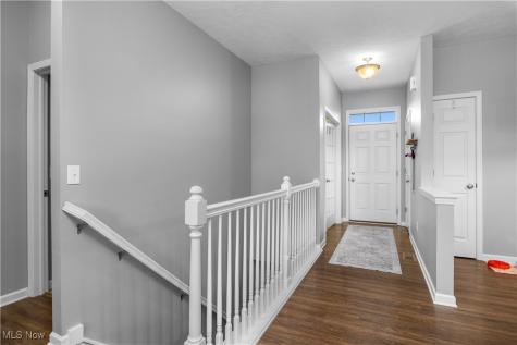 4201 Meadow Lark Drive Lorain OH 44053
