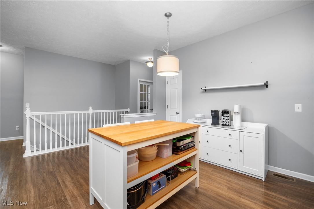 4201 Meadow Lark Drive Lorain OH 44053