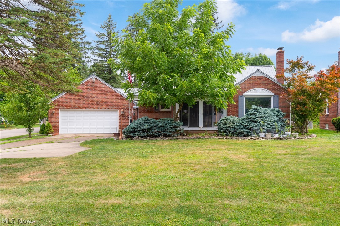 1904 Lincoln Way E Massillon OH 44646