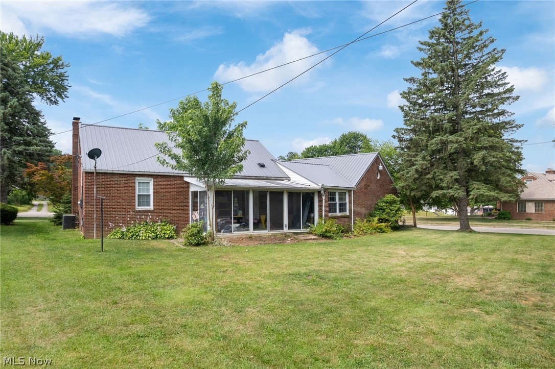 1904 Lincoln Way E Massillon OH 44646