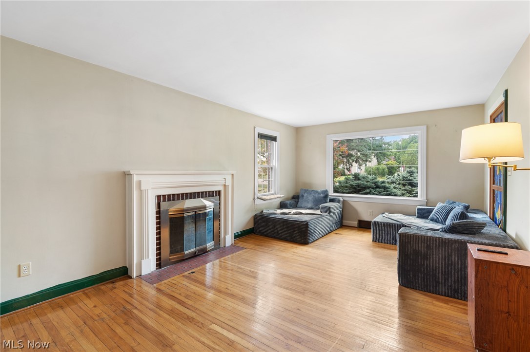 1904 Lincoln Way E Massillon OH 44646