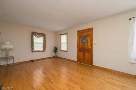 408 Newton Street Tallmadge OH 44278