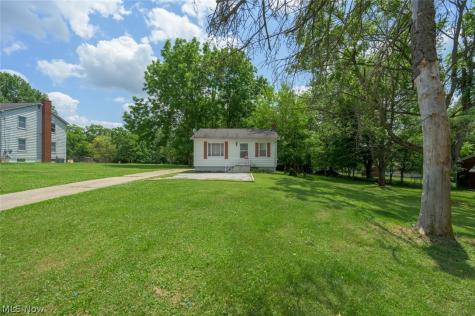 408 Newton Street Tallmadge OH 44278