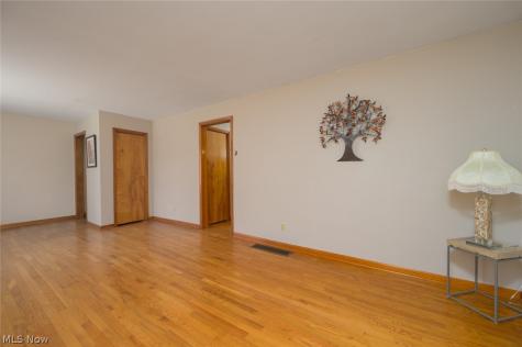 408 Newton Street Tallmadge OH 44278