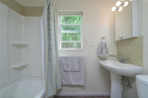 408 Newton Street Tallmadge OH 44278