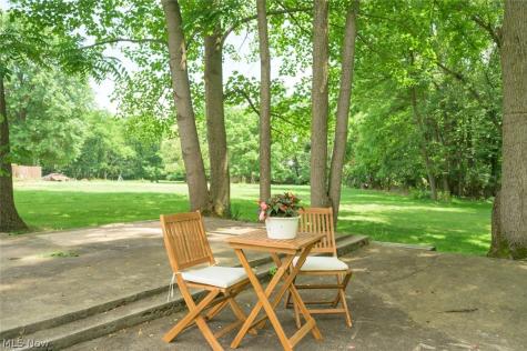 408 Newton Street Tallmadge OH 44278