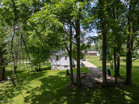 408 Newton Street Tallmadge OH 44278