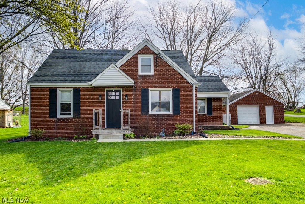 12700 Bixler Avenue NE Hartville OH 44632