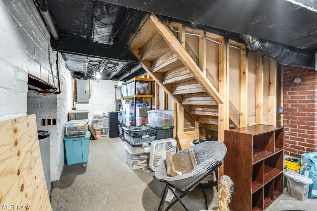 12700 Bixler Avenue NE Hartville OH 44632