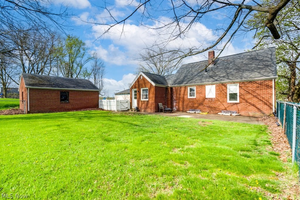 12700 Bixler Avenue NE Hartville OH 44632