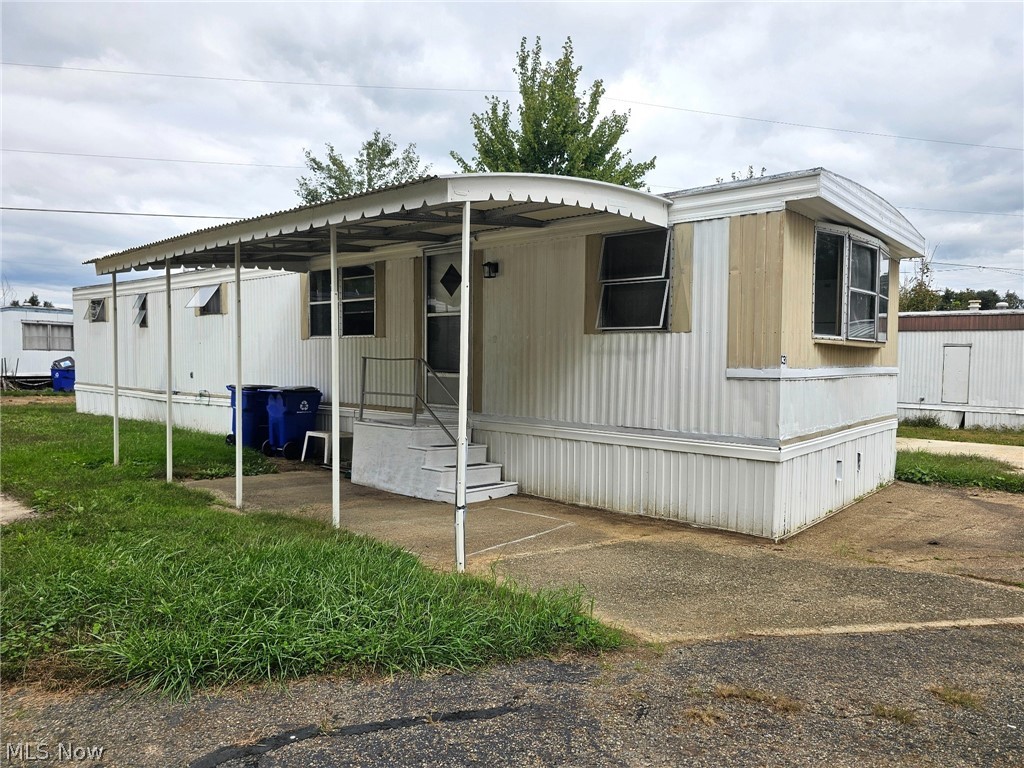 9329 Infirmary Road Mantua OH 44255