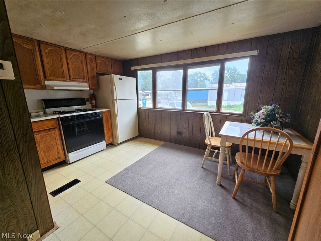 9329 Infirmary Road Mantua OH 44255