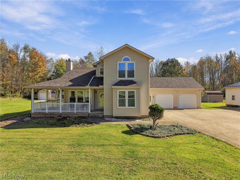 6900 Atlantic Boulevard NE Louisville OH 44641