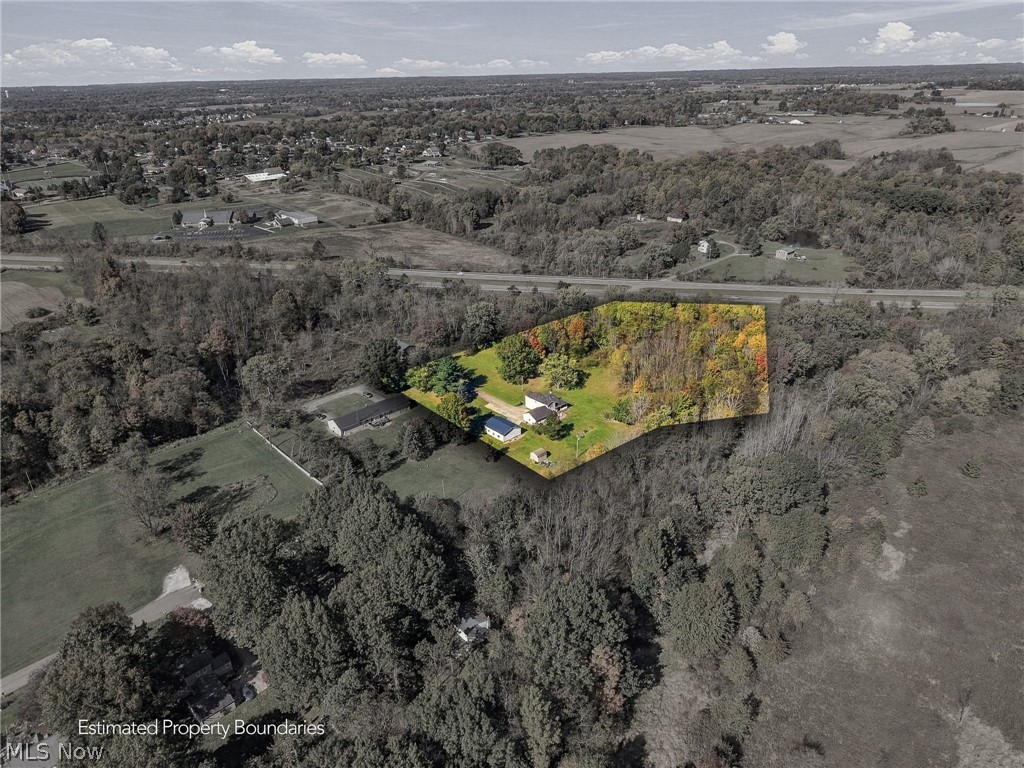 6900 Atlantic Boulevard NE Louisville OH 44641