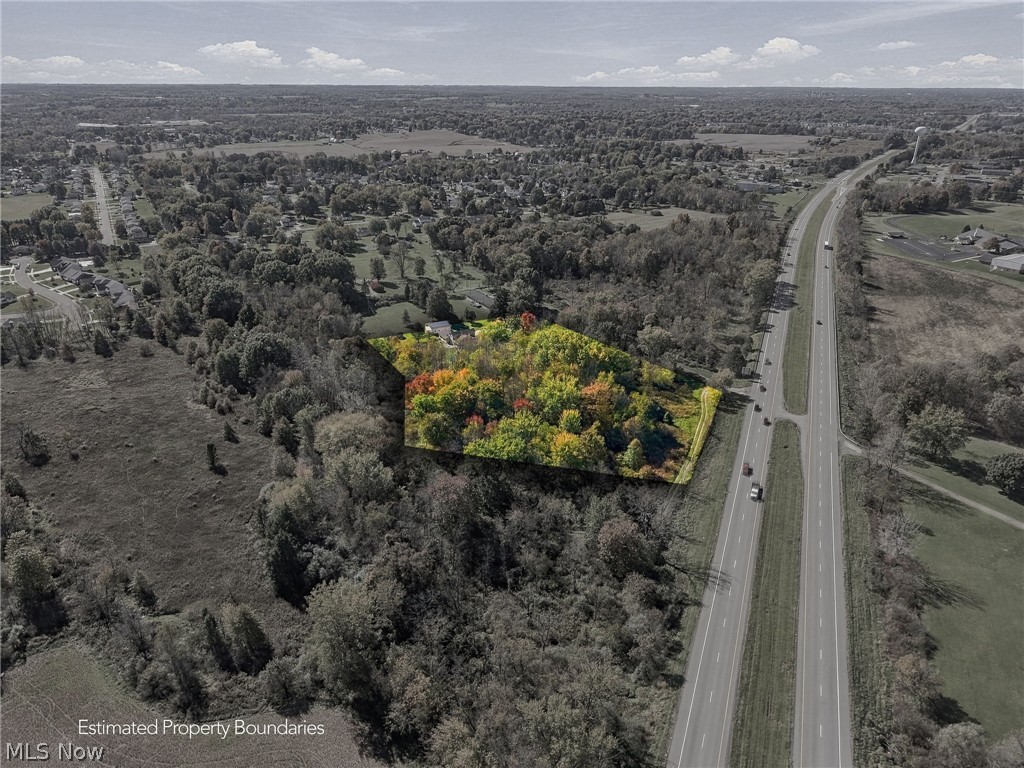 6900 Atlantic Boulevard NE Louisville OH 44641