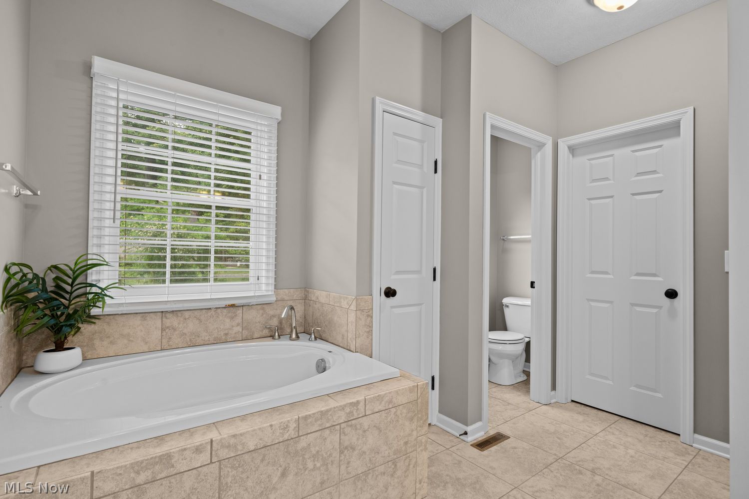 1671 Sapphire Drive Hudson OH 44236