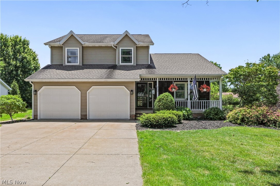 2732 Georgeanna Drive Green OH 44685