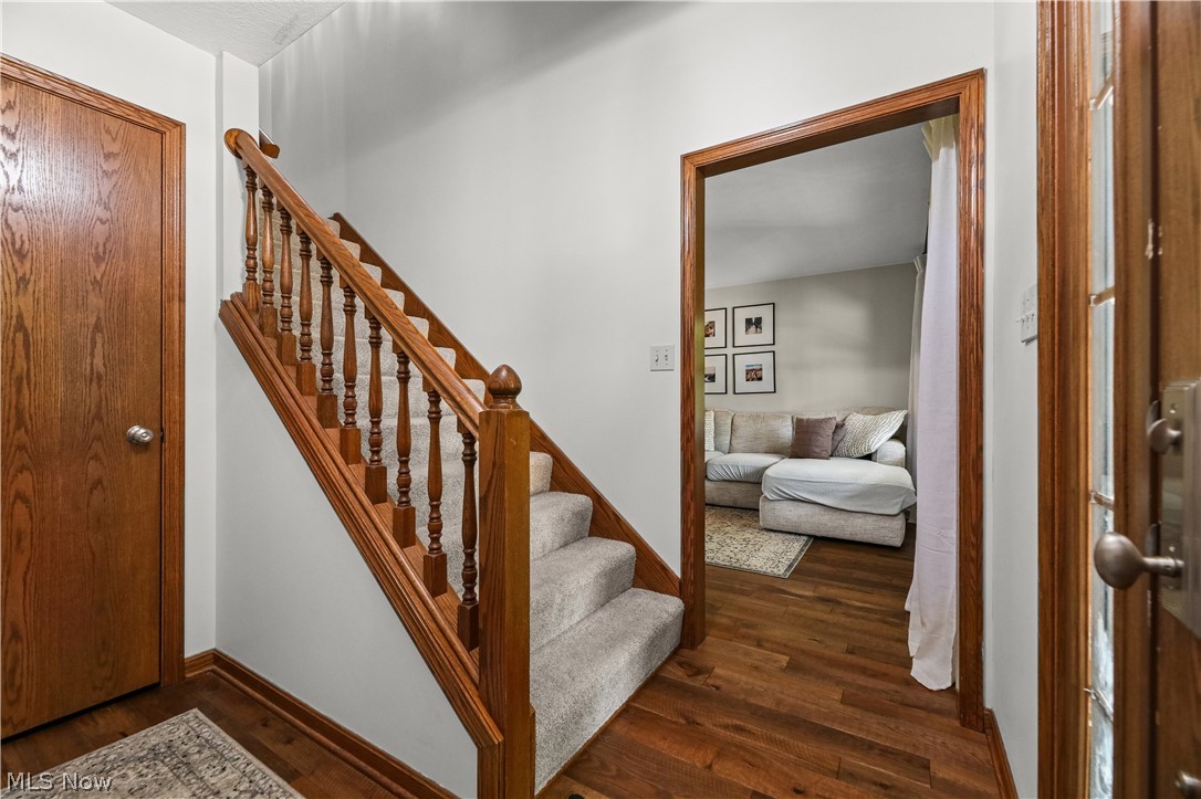 2732 Georgeanna Drive Green OH 44685