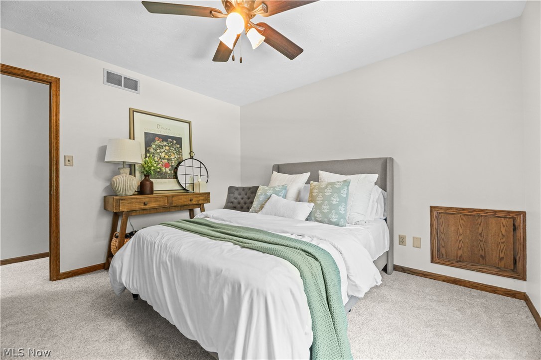 2732 Georgeanna Drive Green OH 44685