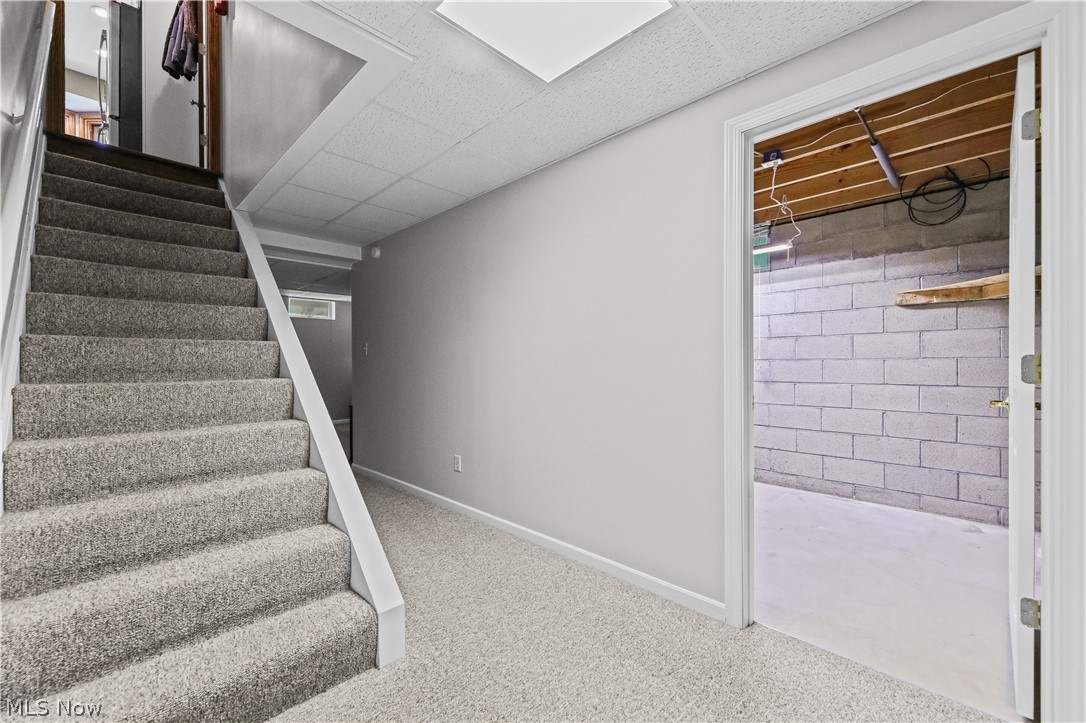 2732 Georgeanna Drive Green OH 44685