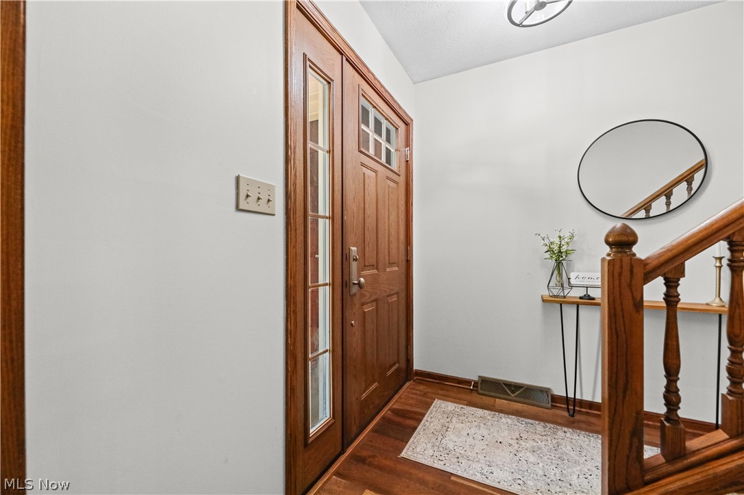 2732 Georgeanna Drive Green OH 44685