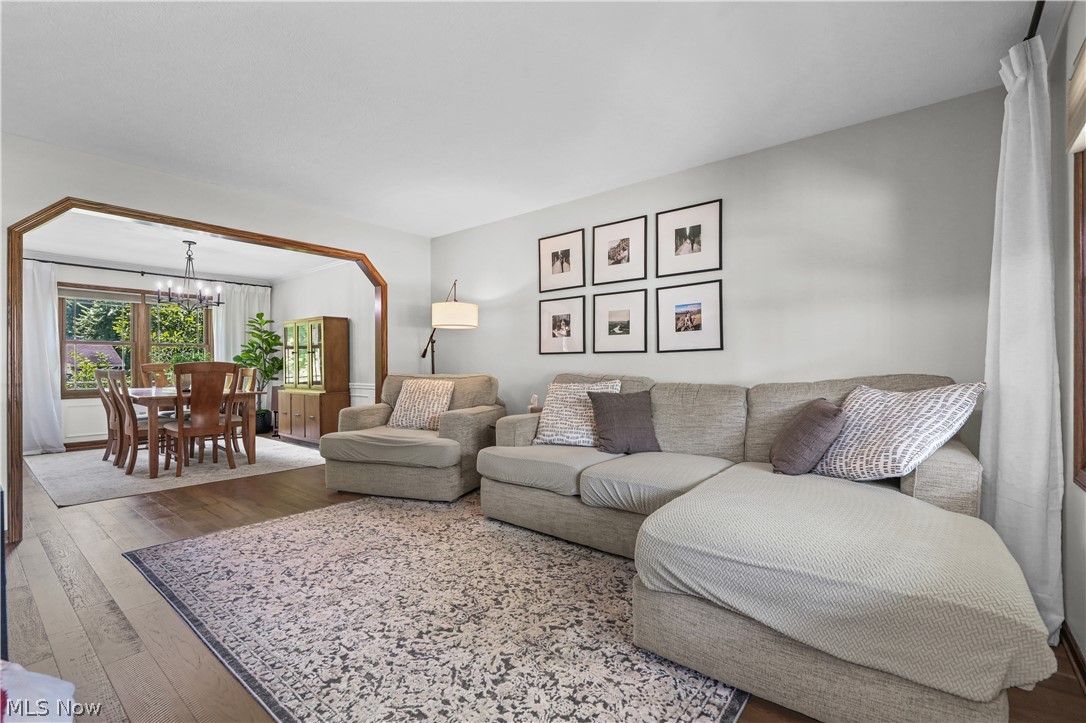 2732 Georgeanna Drive Green OH 44685