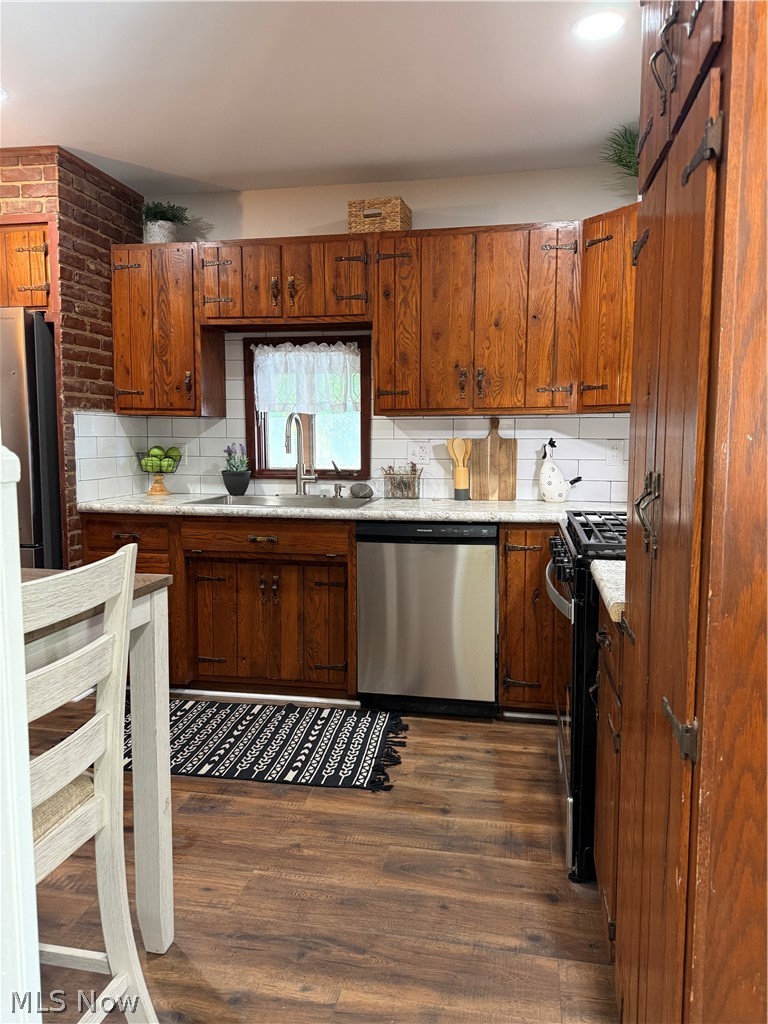 1892 Drexel Avenue NW Warren OH 44485
