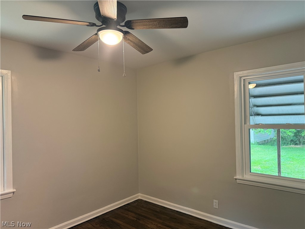 1892 Drexel Avenue NW Warren OH 44485