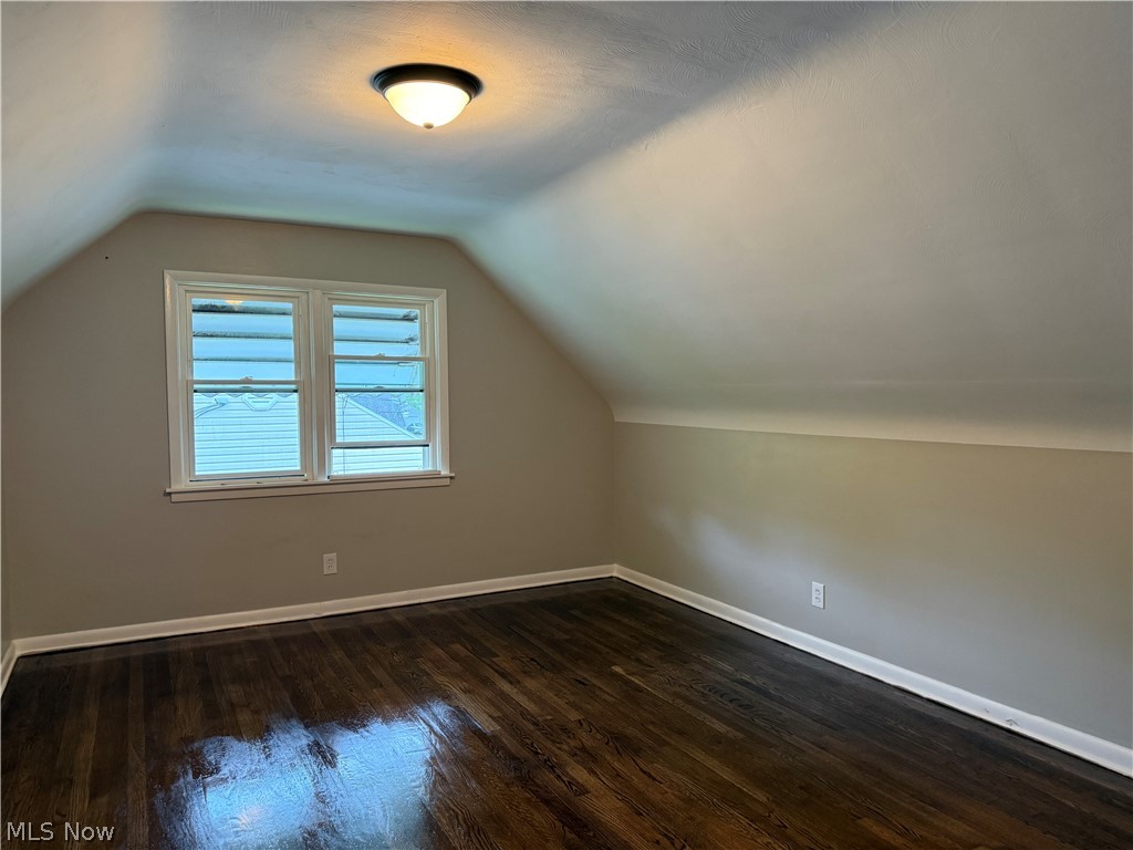 1892 Drexel Avenue NW Warren OH 44485