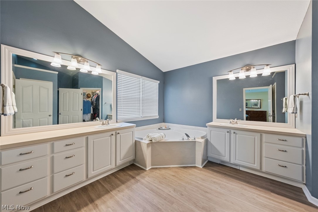 3976 Truxton Place Avon OH 44011