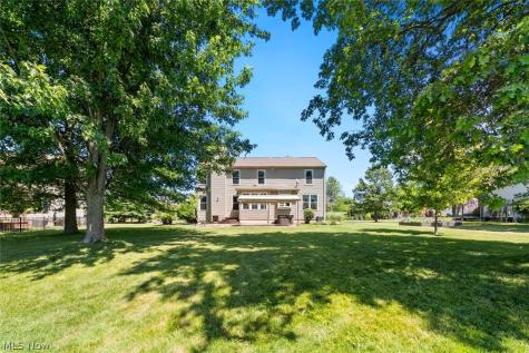 3976 Truxton Place Avon OH 44011