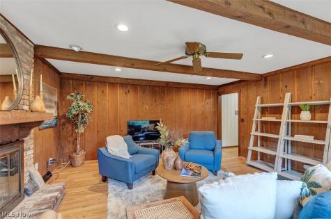 5045 Clubside Road Lyndhurst OH 44124