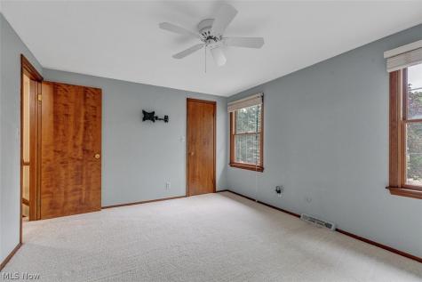 5045 Clubside Road Lyndhurst OH 44124