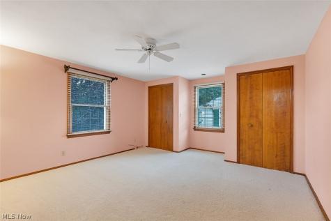 5045 Clubside Road Lyndhurst OH 44124