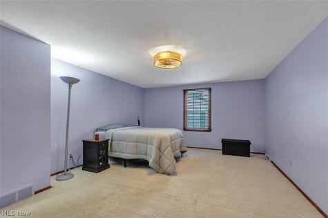 5045 Clubside Road Lyndhurst OH 44124