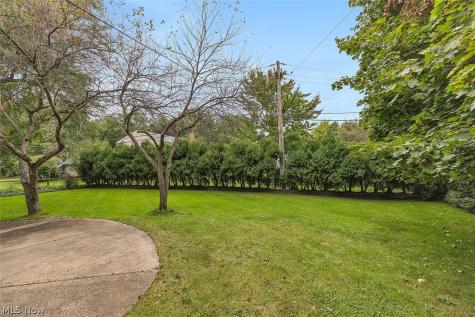 5045 Clubside Road Lyndhurst OH 44124